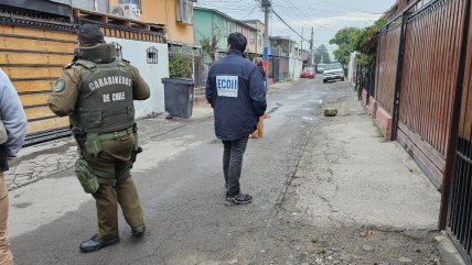Quilicura: Madre e hija fueron baleadas en su propia casa Quilicura: Madre e hija fueron baleadas en su propia casa