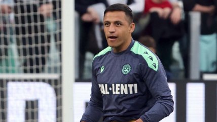   Alexis Sánchez volvió a lanzar un 