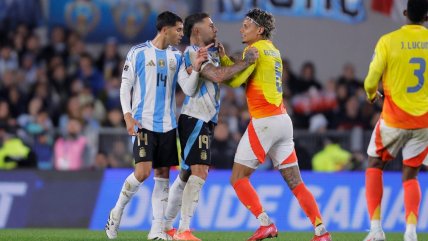   [VIDEO] El duro cruce entre Nicolás Otamendi y Richard Ríos 